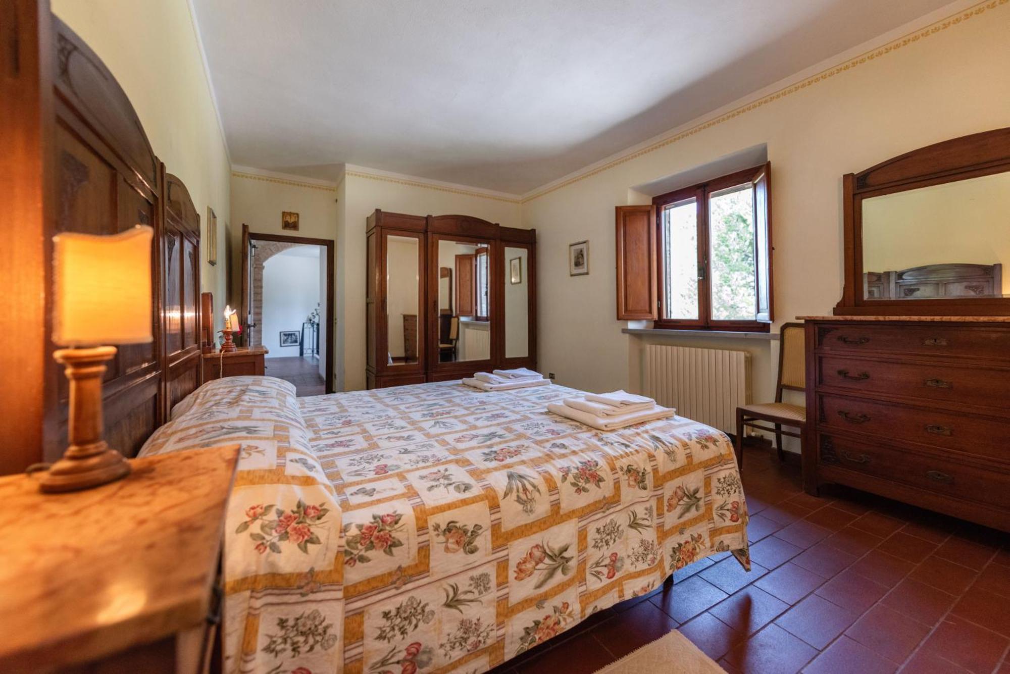 Colombaio Villa *