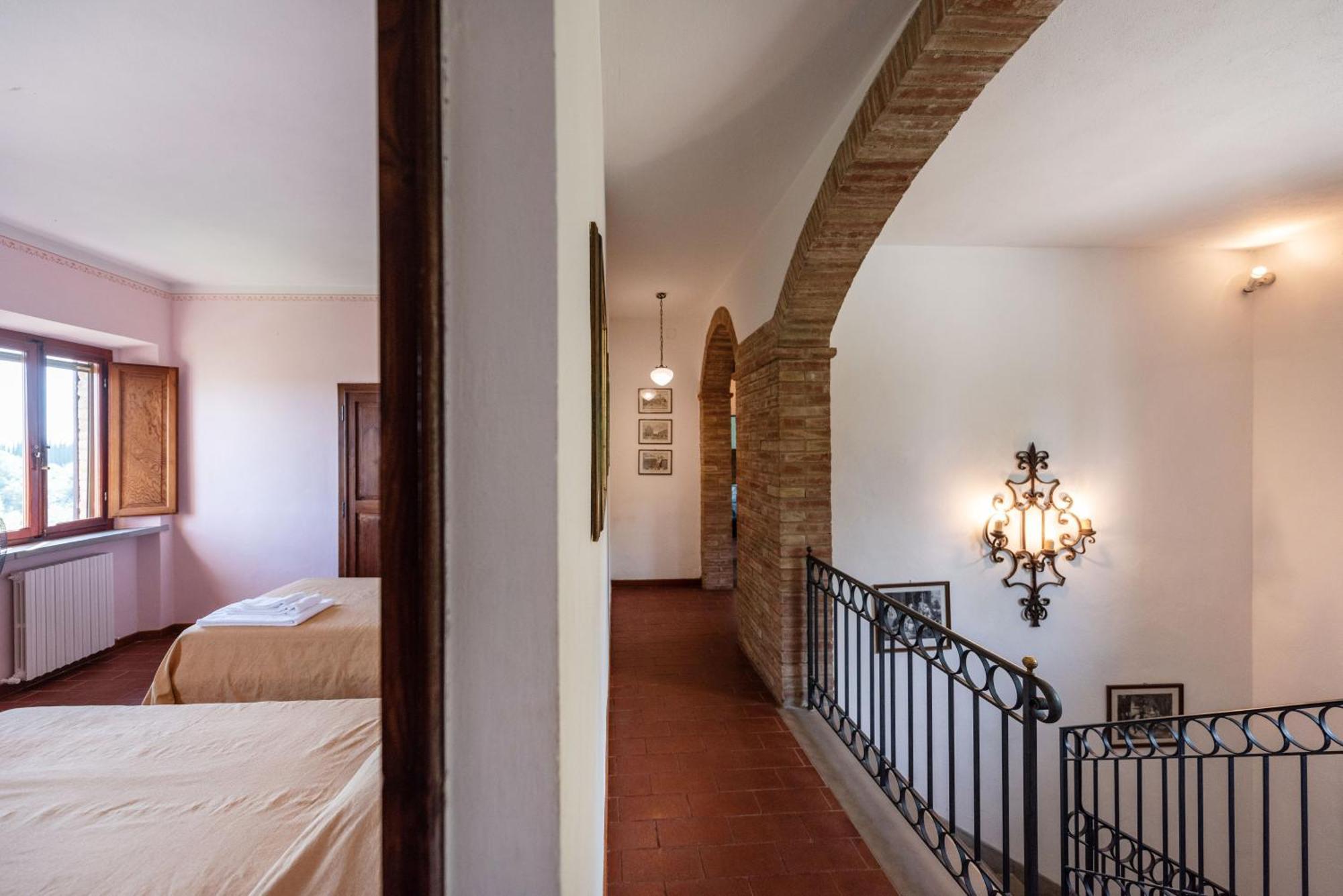 Colombaio Villa *